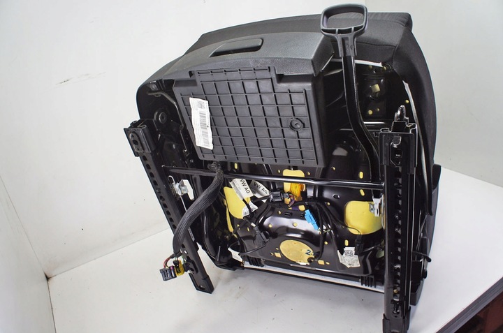 фото №11, Td346 skoda superb iii сиденье правые перед европа