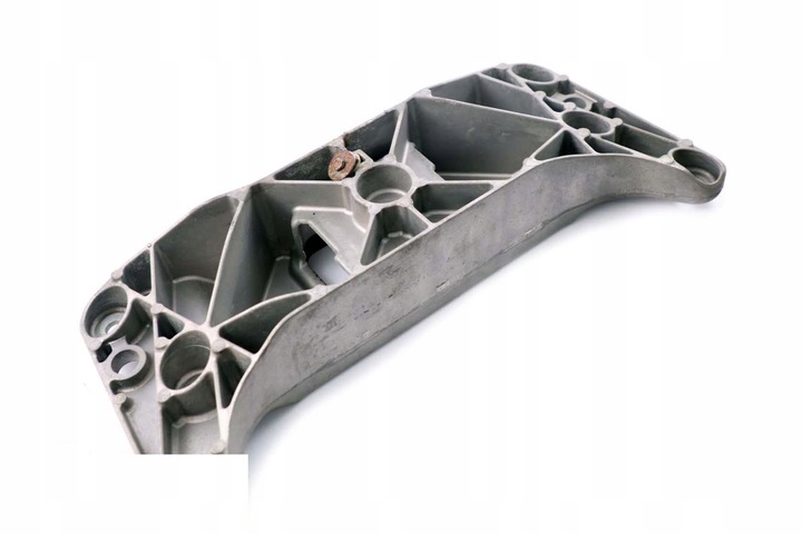 фото №11, Bmw f01 f10 f11 f12 кронштейн лапи підтримка коробки коробки передач 6777613