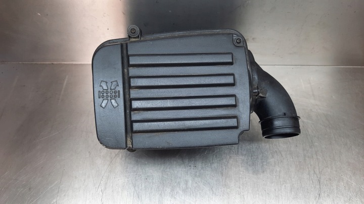 фото №1, Корпус фільтра повітря 1k0129610 vw golf v 1.6b 07r