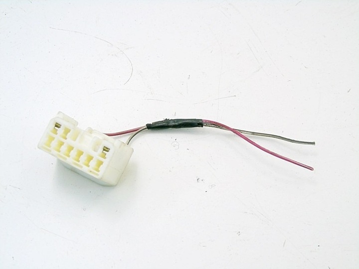 фото №1, Штекер роз'єм toyota avensis t25 corolla yaris verso rav 4 celica