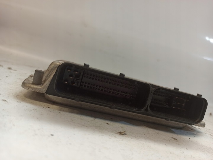 фото №8, Skoda fabia i 1.9 sdi блок керування двигуна 038906012ce 0281010257