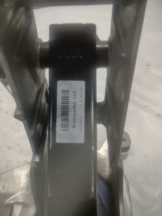 фото №7, Педаль тормоза audi a6 c6 4f1723117b