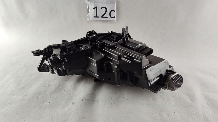 фото №8, Audi a4 b9 8w0 полный led левый фара лампа левая