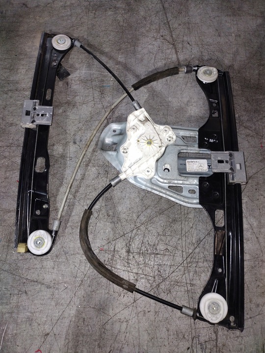 фото №5, Механизм стёкла правые перед mercedes w203 c класс
