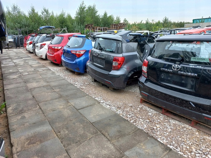фото №8, Toyota витратомір 1,33 1,8 2,0 vvti prius iii auris yaris ii corolla