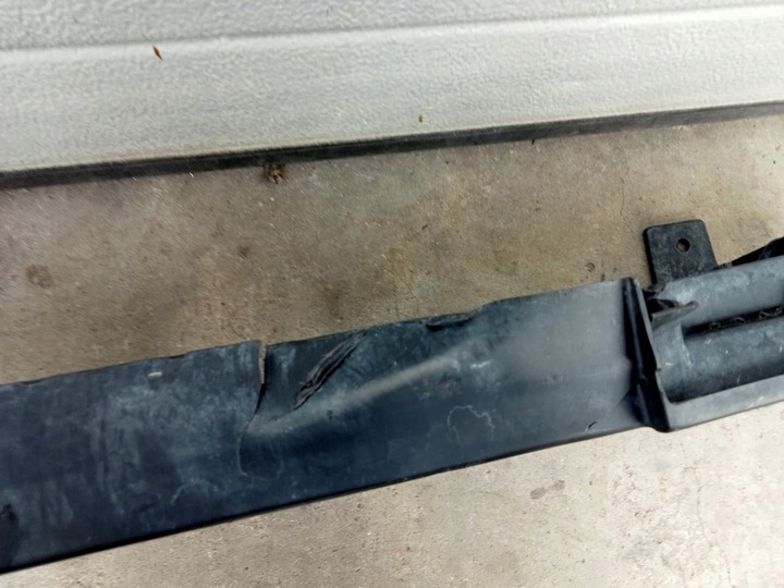 фото №8, Toyota hilux viii 15- решітка середня бампера перед 53112-0k130