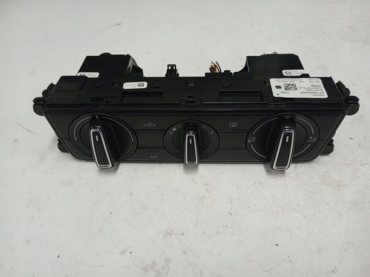 фото №8, Seat ibiza v 6f 2020 панель повітропровід кондиціонера 6f1820045k європа