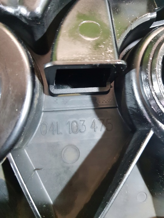 фото №9, Крышка клапанов 04l103475 vw passat b8 skoda superb iii 2.0 tdi dfc