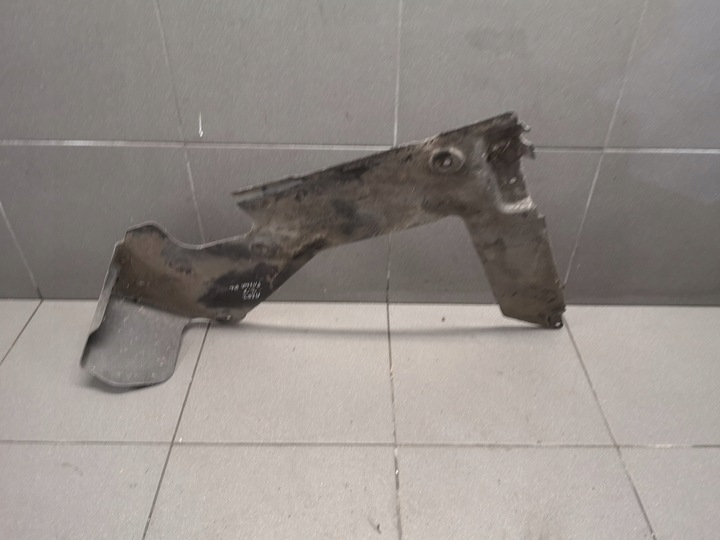 фото №7, Захист шасі audi a8 d2 4d0018957d