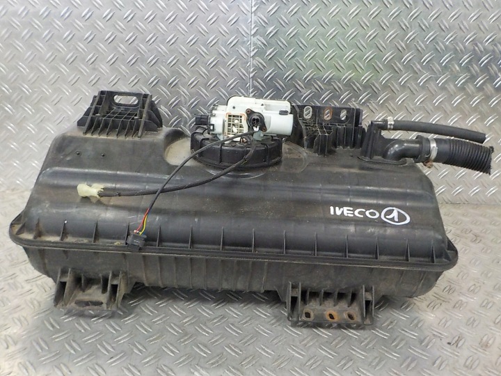 фото №9, Iveco oem номер 5801761617 бак adblue
