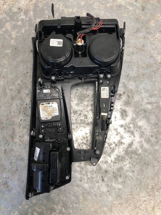 фото №7, Dekor тунелю бардачок idrive bmw f10 f11 lci рестайлінг 9206372 9350723