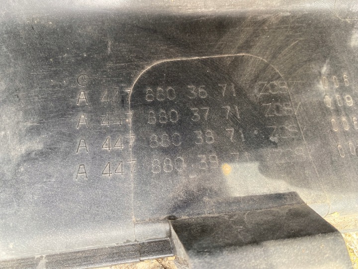 фото №11, Mercedes 447 vito бампер задній  короткий 4478803671 оригінал