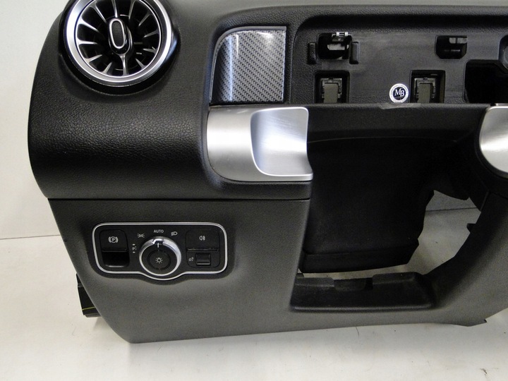 фото №8, Mercedes консоль панель роздавальна капот glb x247 247 eqb x243 243