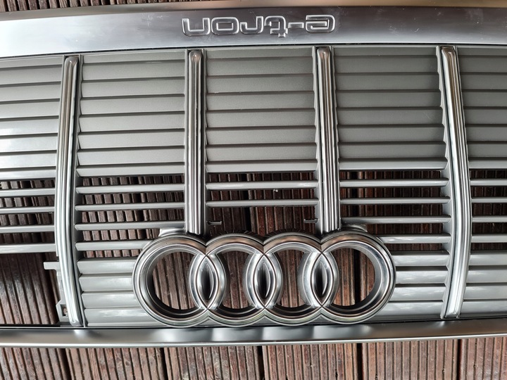 фото №11, Audi оригинальный номер 4ke853651 решётка радиатора решётка