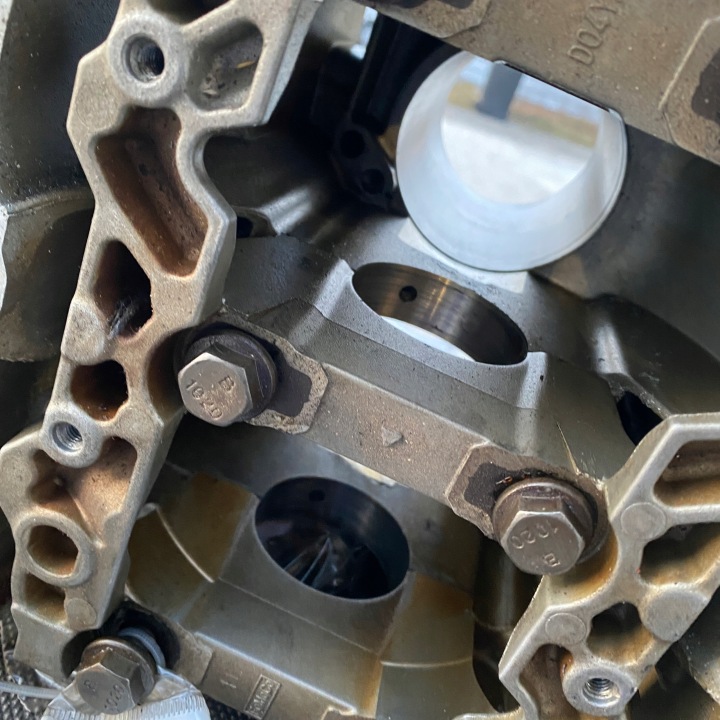 фото №10, Блок  двигуна ford focus volvo mk2 mk3 1.6 ecoboost нове втулки !!!