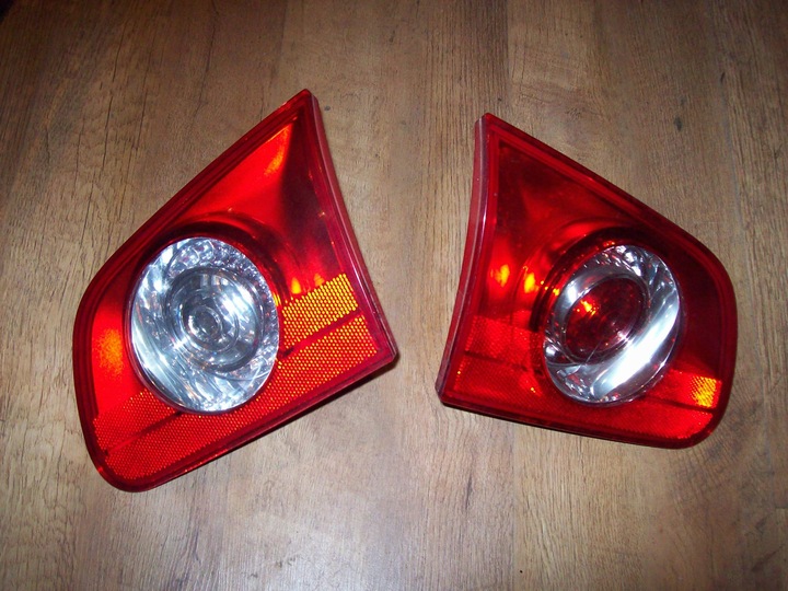 фото №1, Лампа левая зад 3c9945093 vw passat b6 универсал 05-10