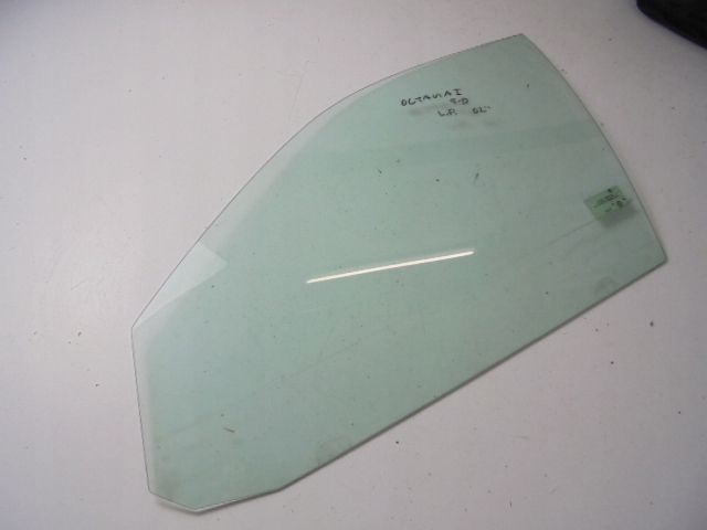 фото №1, Скло двері лівий перед skoda octavia i 5d 02 r