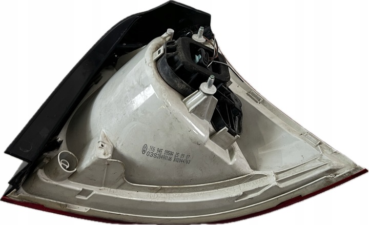 фото №13, Лампа ліва зад задня vw golf v 03-08r вкладка лампи