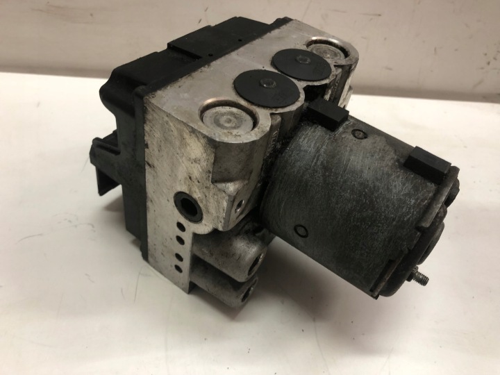 фото №6, Головний гальмівний циліндр abs audi a4 b5 1.8b 97r 8d0614111, 0265214002, 6261120847