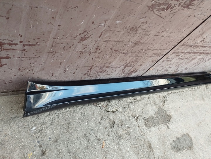 фото №3, Порог правые планка audi e-tron gt 4j 4j3