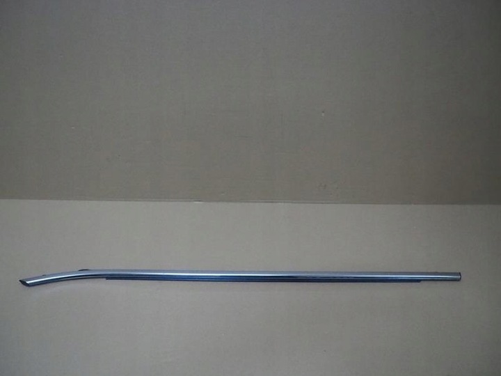 фото №1, Планка накладка дверь уплотнитель стекла левый зад lexus nx