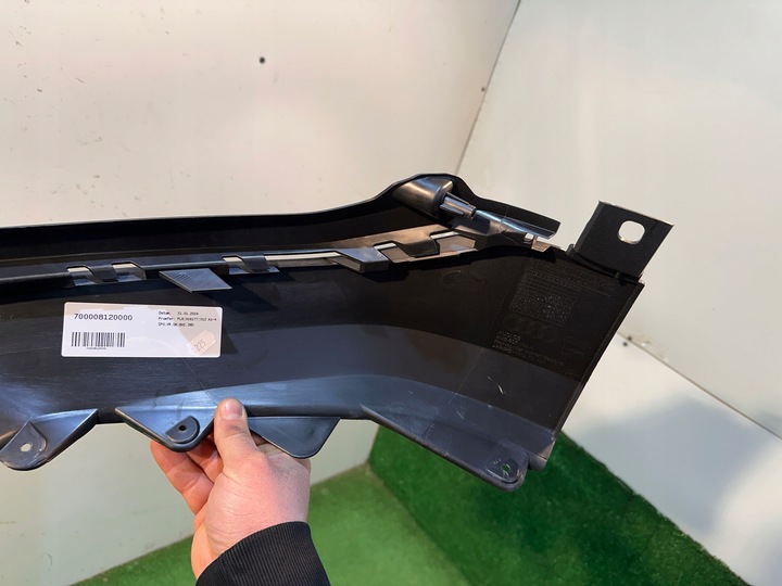 фото №10, Audi q8 4m8 спойлер dół бампера кутник правий 4m8807062a