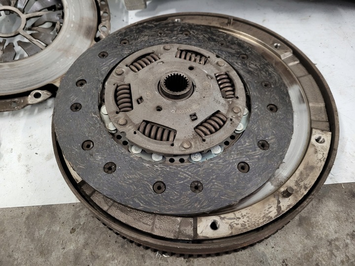 фото №12, Audi a4 b6 1.9 tdi прокладка na механічна коробка передач 6 коробки передач