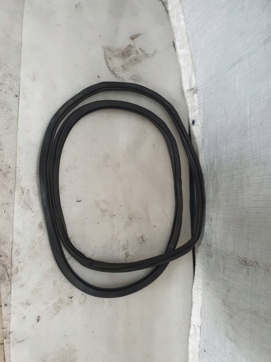 фото №2, Audi a1 8x прокладка дверь правая 8x3831722c