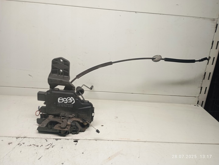 фото №1, Замок двері лівий перед vw golf iv 3d 97-05 3b1837015a 8pin