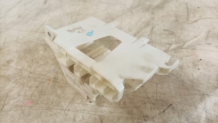 фото №9, Bmw x1 f48 15- кріплення комп'ютера ковзун usa