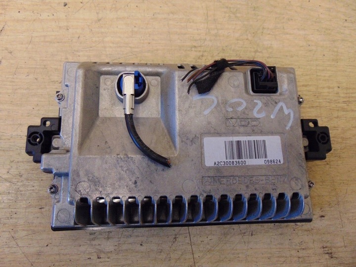 фото №2, Дисплей монітор mercedes w204 рестайлінг a2030083600