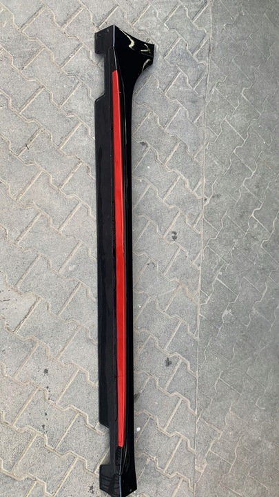 фото №1, Kia ceed 2017- порог правый накладка gt