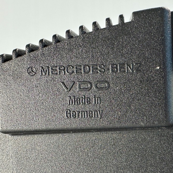 фото №7, Спідометр  прилади mercedes w203 2.0 b a2035400711