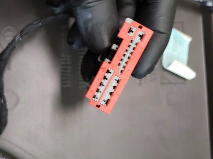 фото №11, Боковина оббивка двері лівий зад land rover discovery v 5 l462 lr espresso