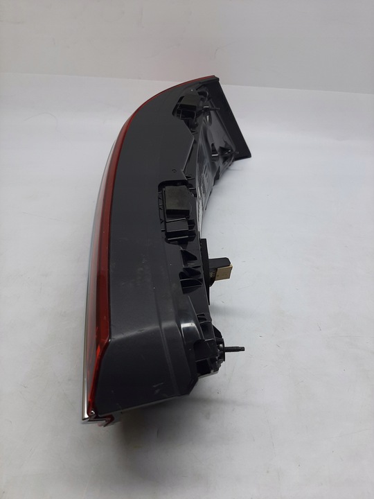 фото №11, Audi q7 лампы задние зад комплект usa 4m0945075c 4m0945076c