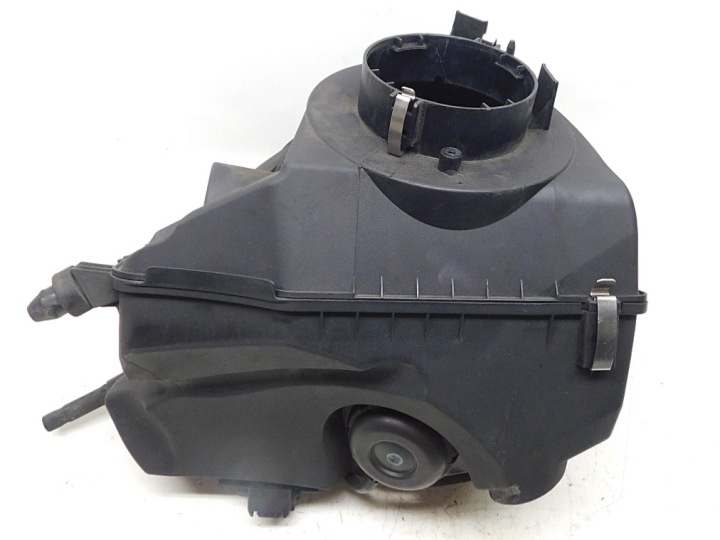 фото №13, Audi a6 c6 корпус фільтра повітря 4f0133837bb