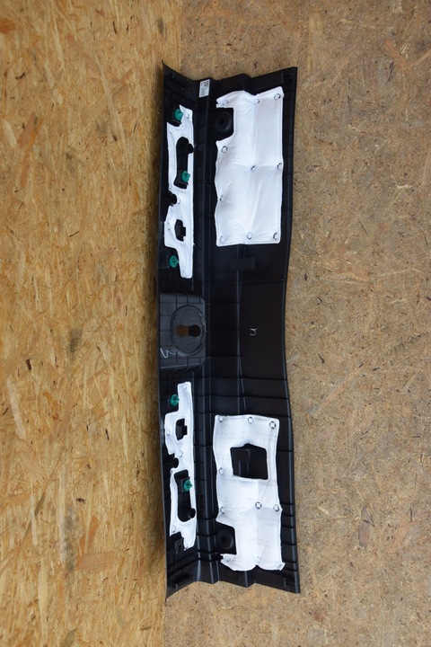 фото №3, Накладка защита ремня зад багажника tucson iv 0km 22r новая 85770-n7000 20-