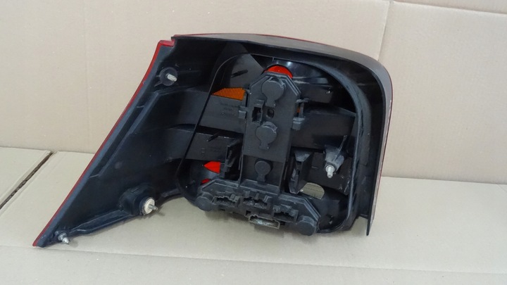 фото №5, Golf iv 4 лампа праві зад 3d 1j6945112s