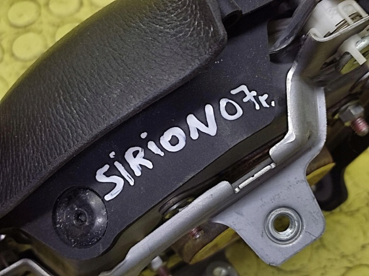 фото №7, Daihatsu sirion подушка air bag водителя