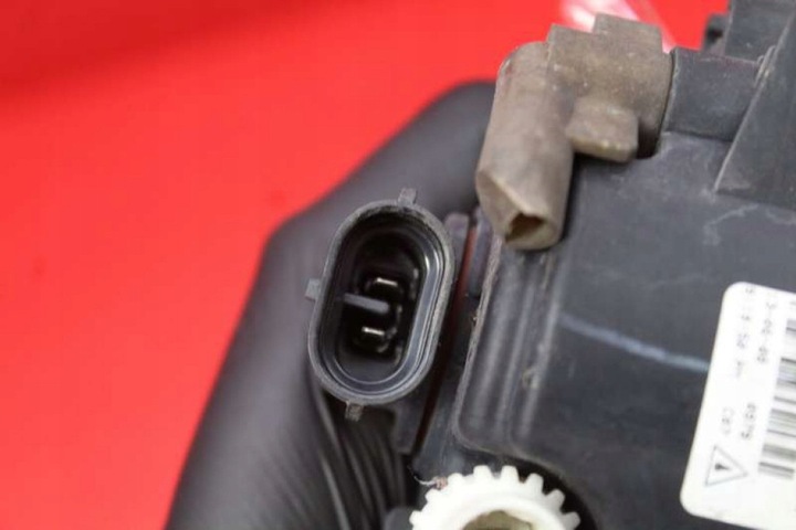 фото №6, Галоген левый перед переднее 9650001680 citroen c4 1 i 08-11