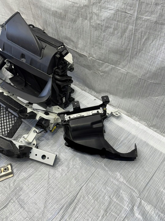 фото №16, Перед комплектний бампер капот лампи maserati ghibli m157 gt