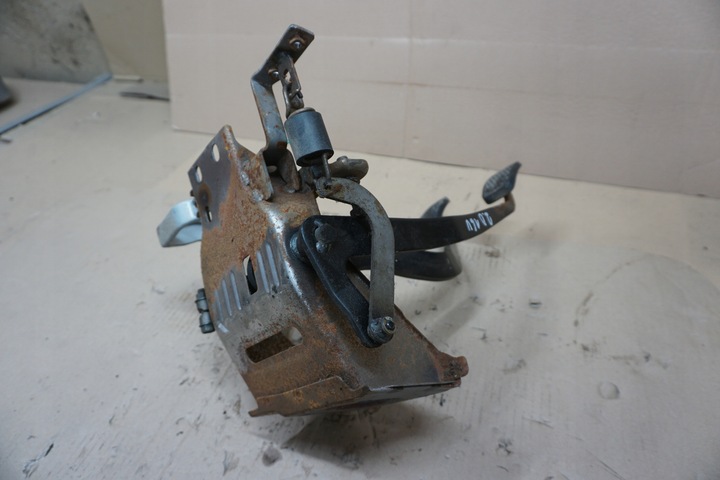 фото №13, Suzuki vitara педаль педали сцепления тормоза 2,0 16v 96r европа