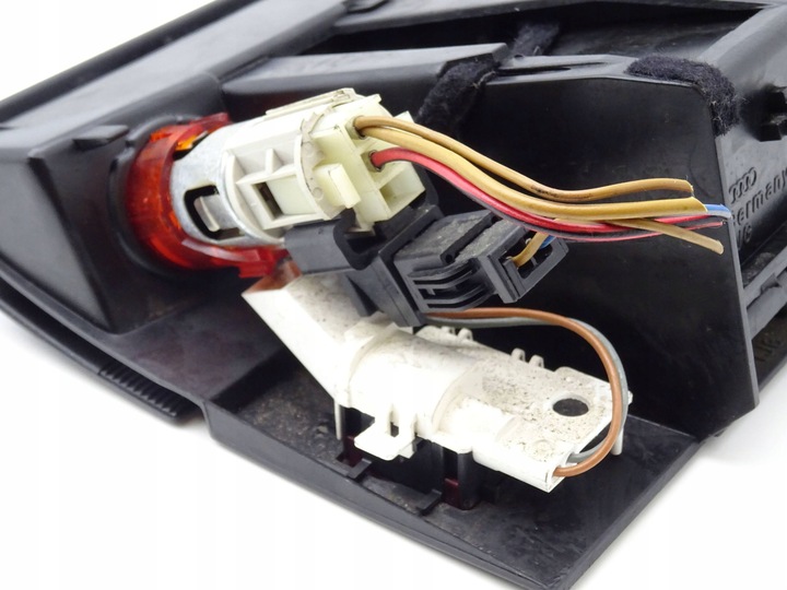 фото №6, Попільничка audi a3 8l 8l0857951 nr147