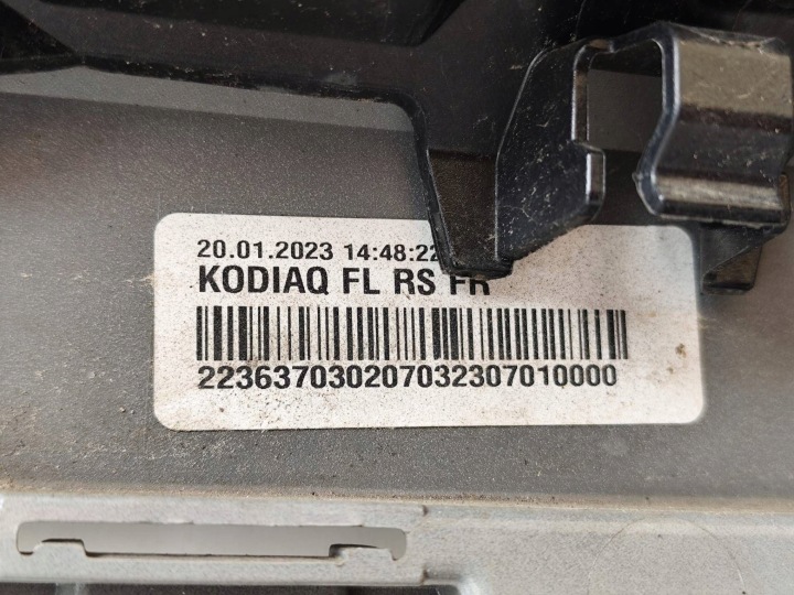 фото №9, Skoda kodiaq 565 рестайлинг vrs бампер перед решётка 565807061 d оригинал