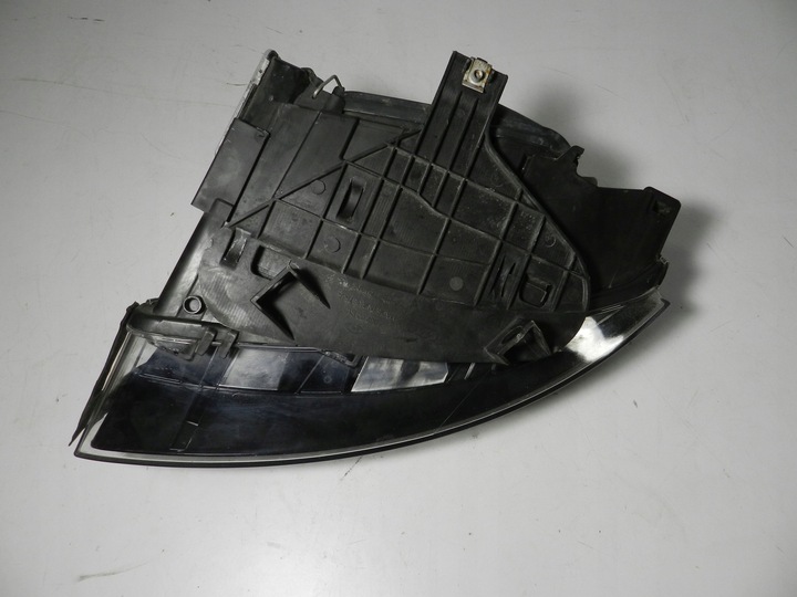 фото №7, Audi a4 b6 01-05 cabrio лампа правая правые перед ксенон комплектная