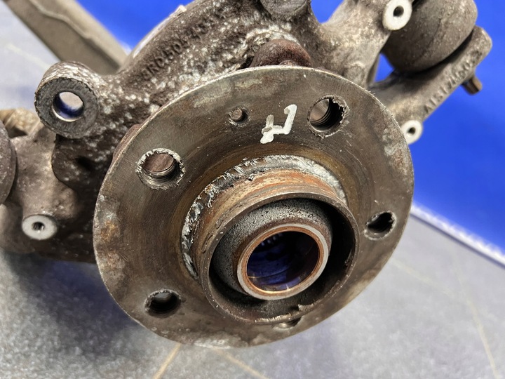 фото №12, Audi a4 b8 a5 8t a6 a7 q5 8r поворотна опора лівий зад 8r0505431f 8r0505311f