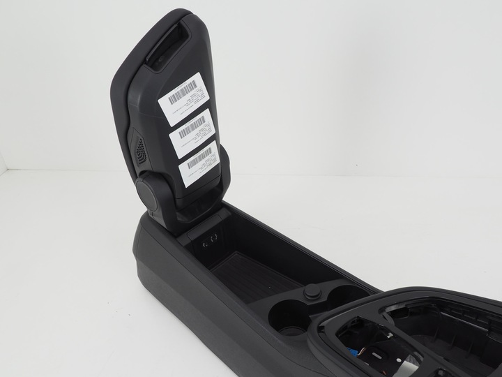 фото №8, Туннель средний подлокотник bmw f45 f46 egat