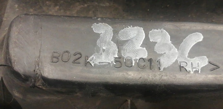 фото №8, Mazda 323c ba 94-98 заглушка галоген правая