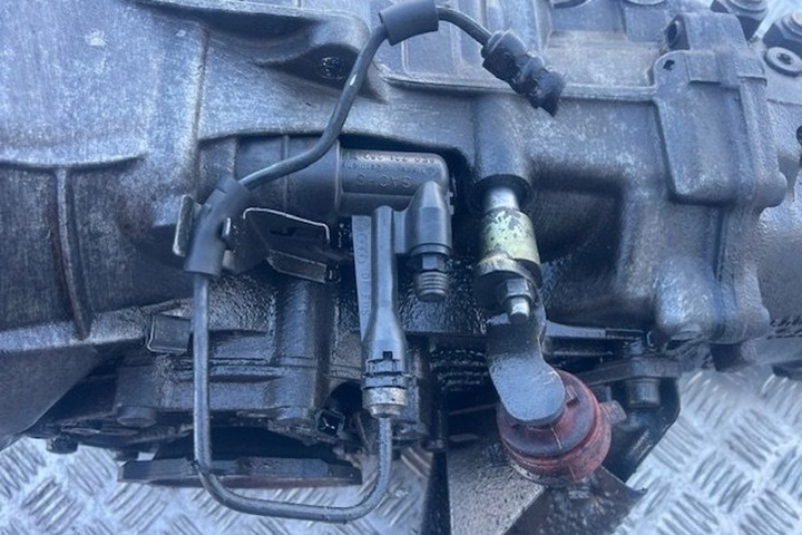 фото №11, Коробка передач коробки передач audi a6 4b2, c5 01e300045p 2.5l дизель 132kw 2000