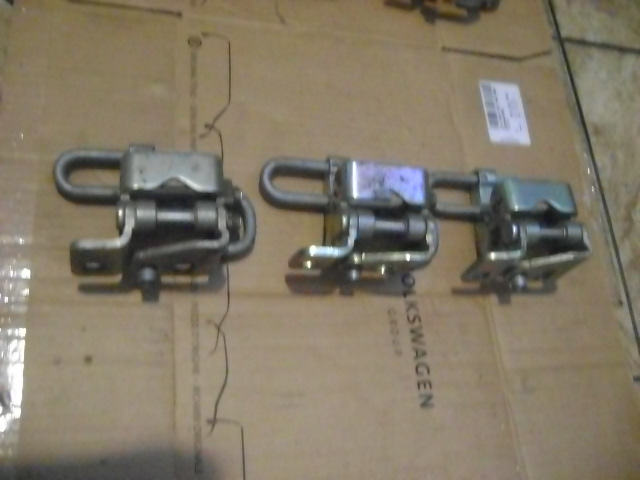 фото №1, Vw golf v vi plus петля дверь правые зад нижний om новый 1k4833412q